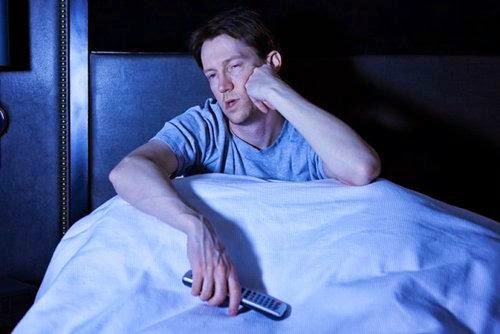 How a Lack of Sleep Can Hurt Your Finances